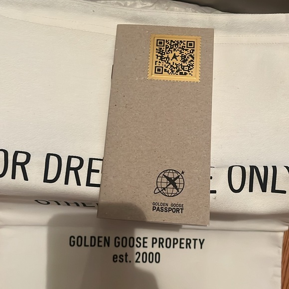 Golden Goose Womens Super Star Low top sneaker - Picture 8 of 9